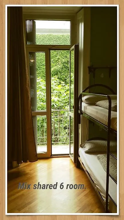Hostel Lumiere Milan Italy