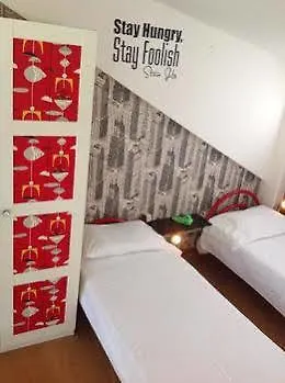 Hostel Lumiere Milan 0*,  Italy